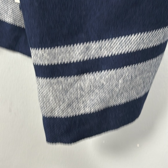 NWT J. Crew Wool Blend Navy White Plaid Large Shawl Scarf - Picture 6 of 10